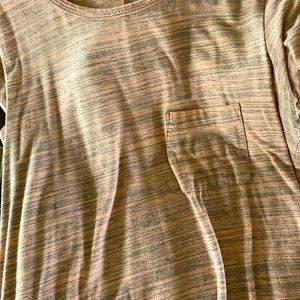 Larger lularoe Carly. Pet friendly home. Worn a couple times. More pink color